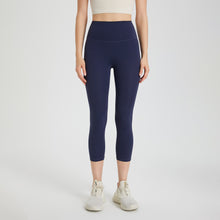 Load image into Gallery viewer, Infinite Active 3/4 Crop Tight