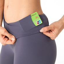 Load image into Gallery viewer, Capris Naked-feel Tights