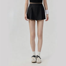 Load image into Gallery viewer, Trainova Skort
