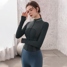 Load image into Gallery viewer, Throwback Shape Jacket
