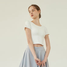 Load image into Gallery viewer, Marvane Crop Top
